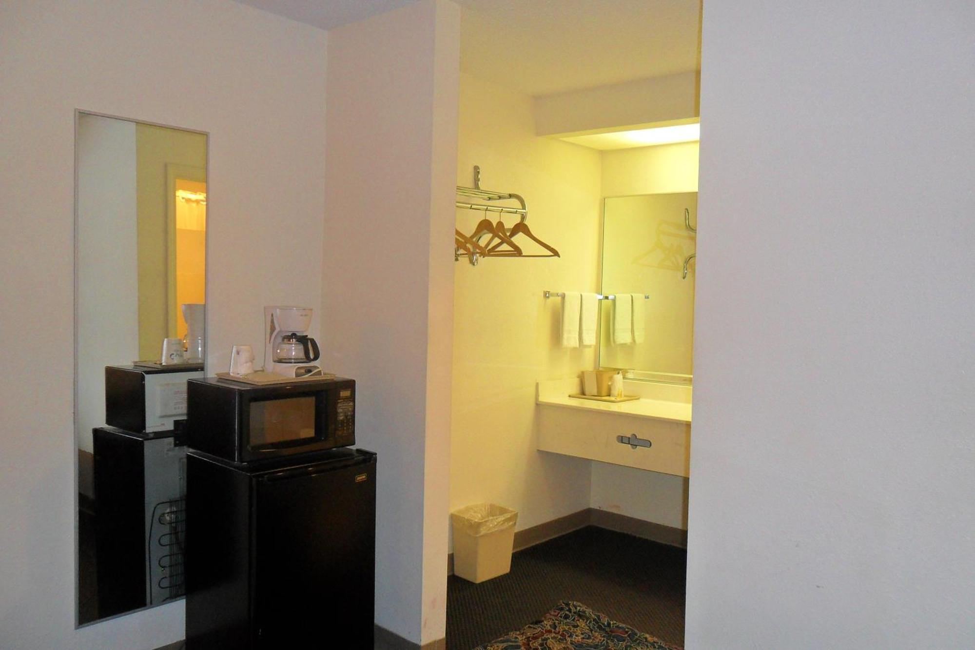 Luxury Inn & Suites Selma Cameră foto
